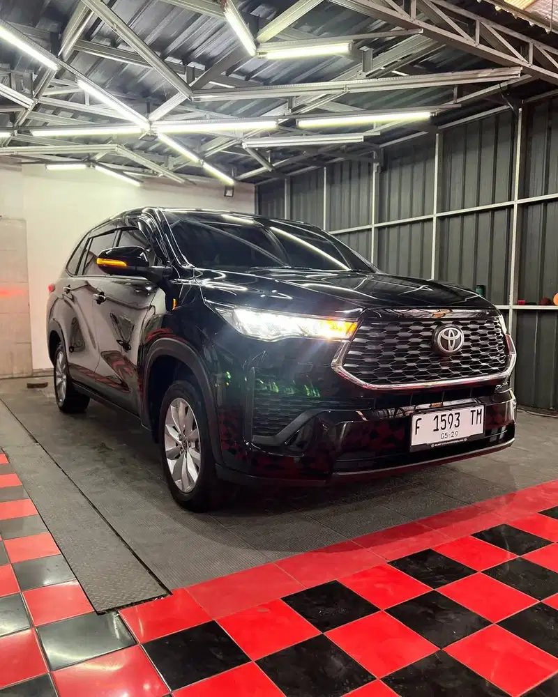 Toyota Innova Zenix V Gasoline Tahun 2024