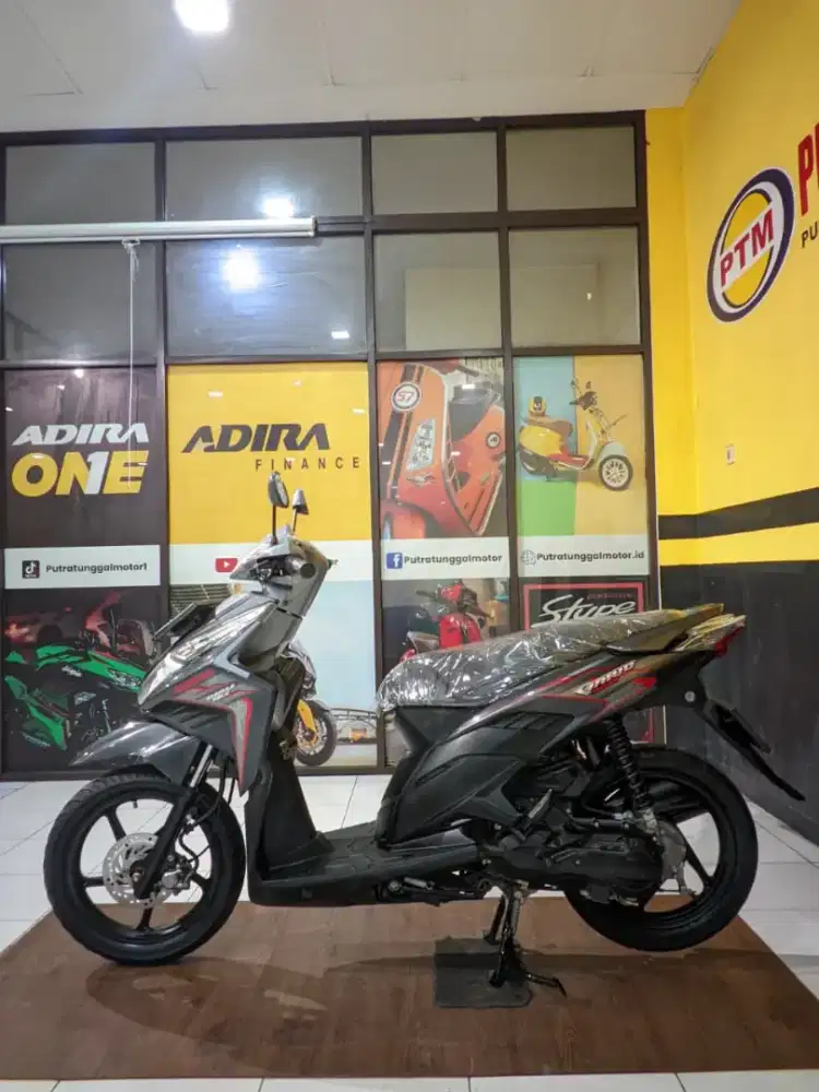 VARIO 110 TECNO TAHUN 2011(PUTRA TUNGGAL MOTOR)