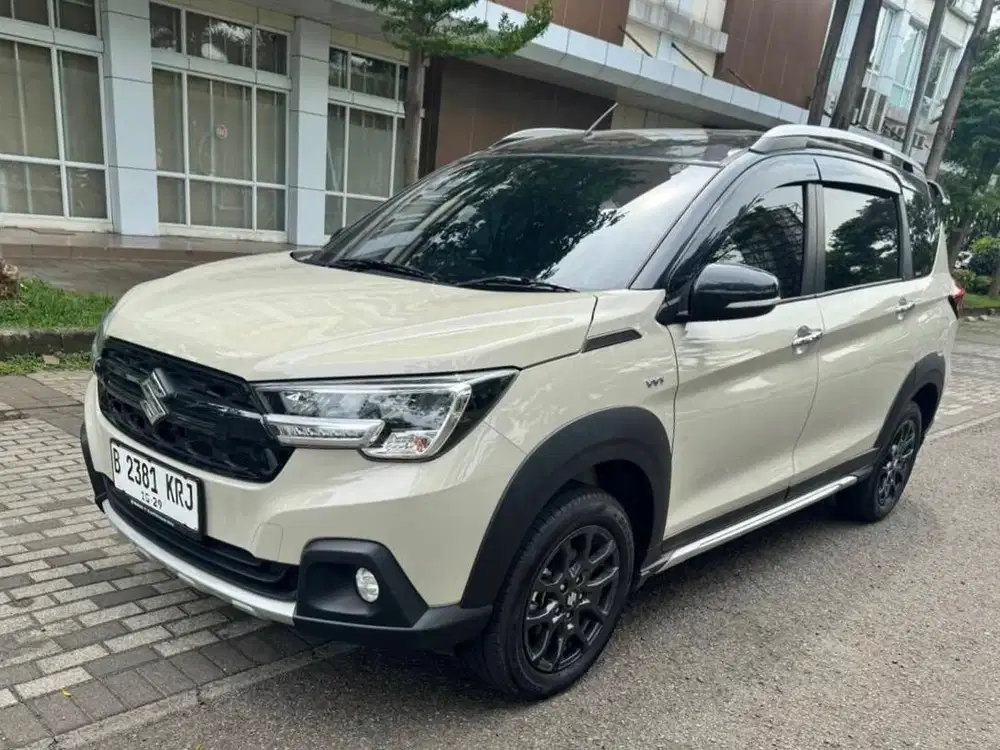 Suzuki XL7 Alpha Hybrid MT 2024