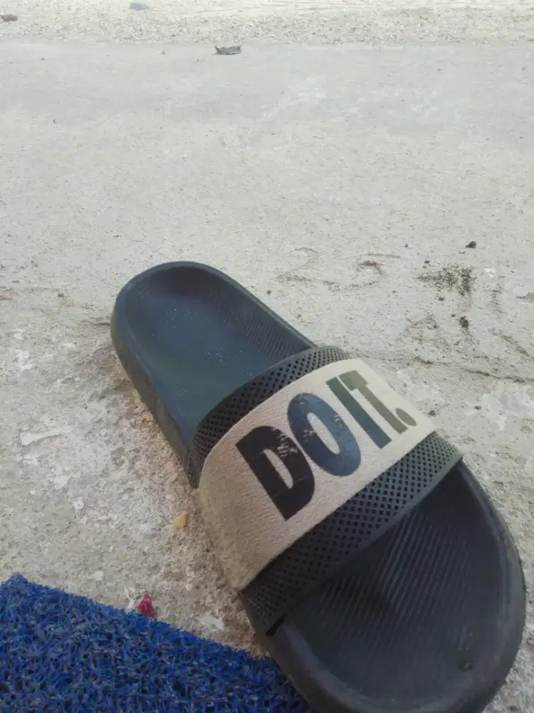 Sendal cocok buat keseharian