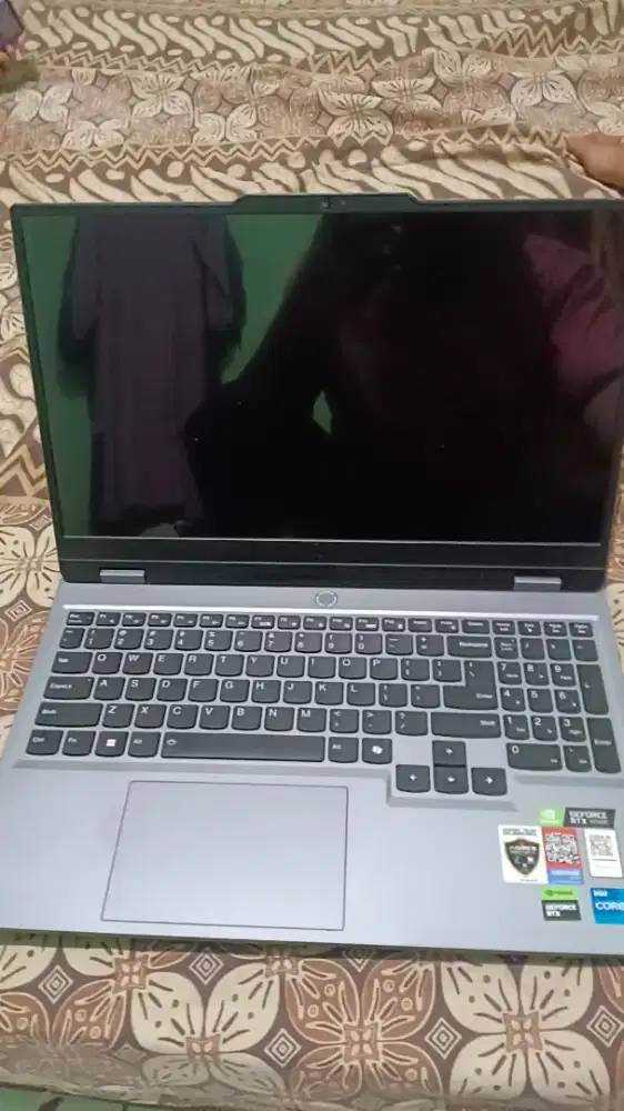 Laptop Lenovo LOQ 15IAX9