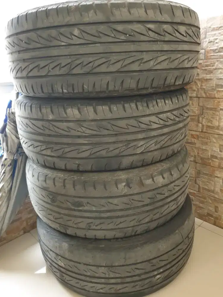 MURAH OBRAL 4 BAN BRIDGESTONE225/55R17 TEBAL GARANSI SiapPakaiBUKTIKAN