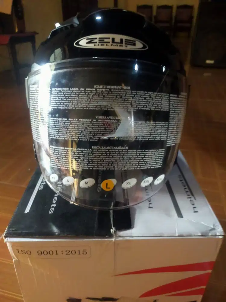 Dijual Murah Helm ZEUS 611series, Black Glossy