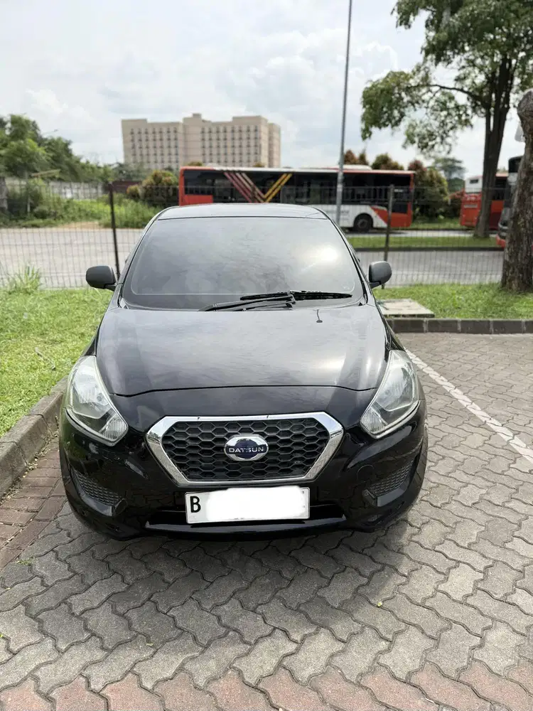 Datsun Go + Plus 2015 Hitam 3 baris