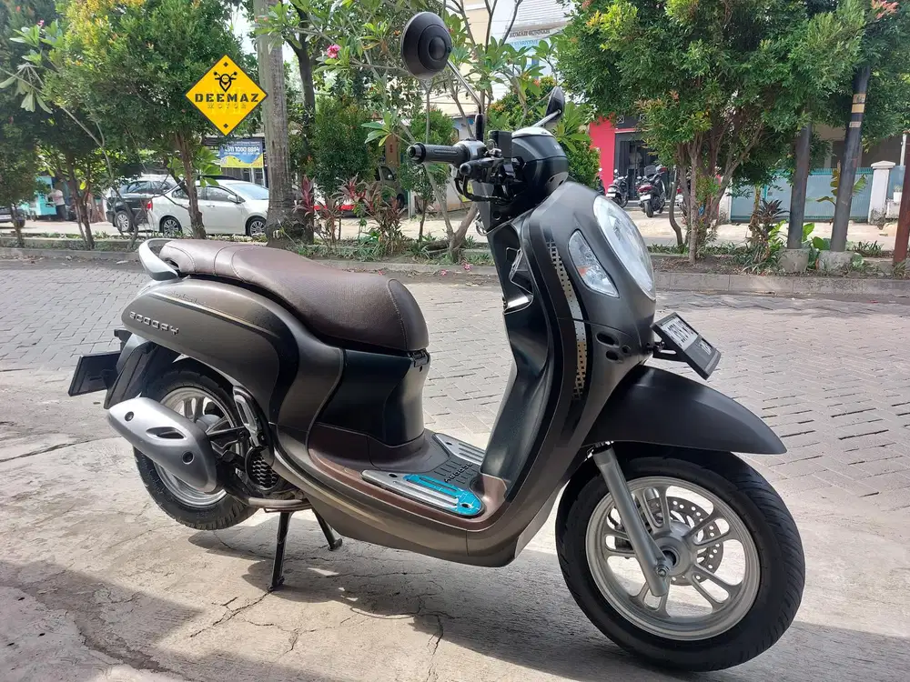 (DP 300 Rb) Honda Scoopy Stylish Keyless Mulus 2023 Cash / Kredit