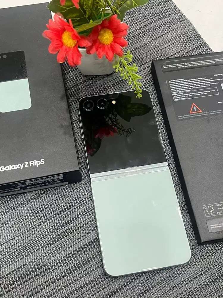 samsung z flip 5 8/512GB sein