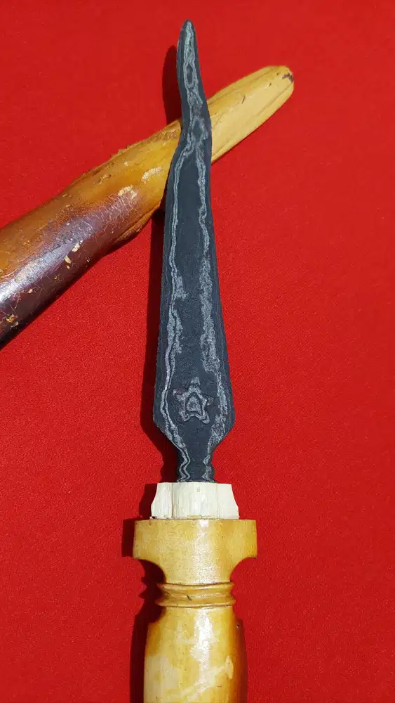 Tombak Luk 3 Pamor Bintang Langka