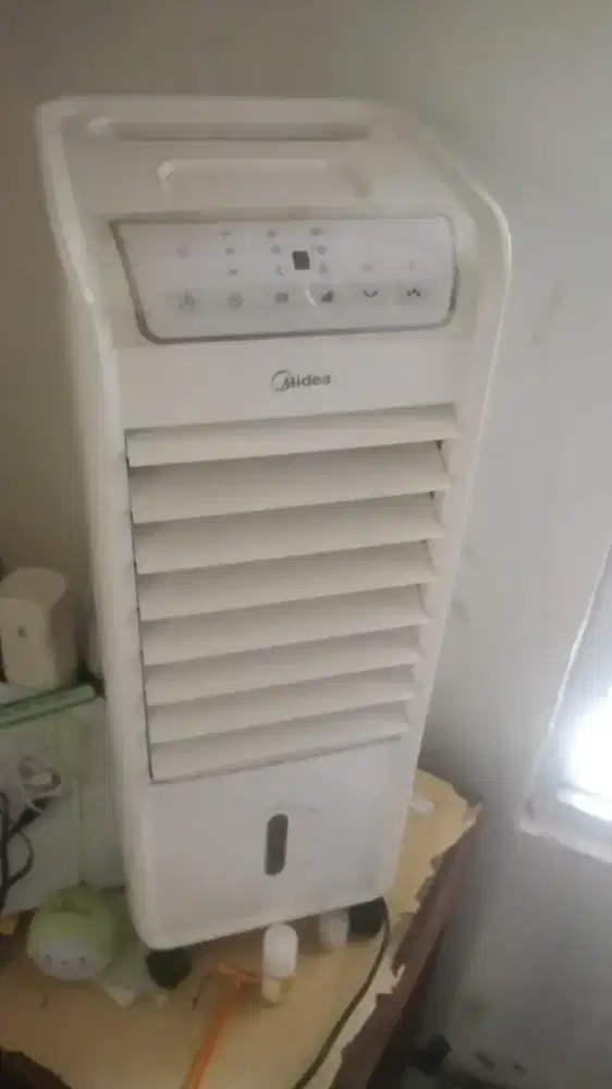 AC Midea AC100-A