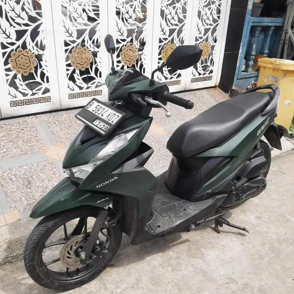 Honda Beat Deluxe 2023 akhir,ss Lengkap,pajak hidup panjang,Bks Kota