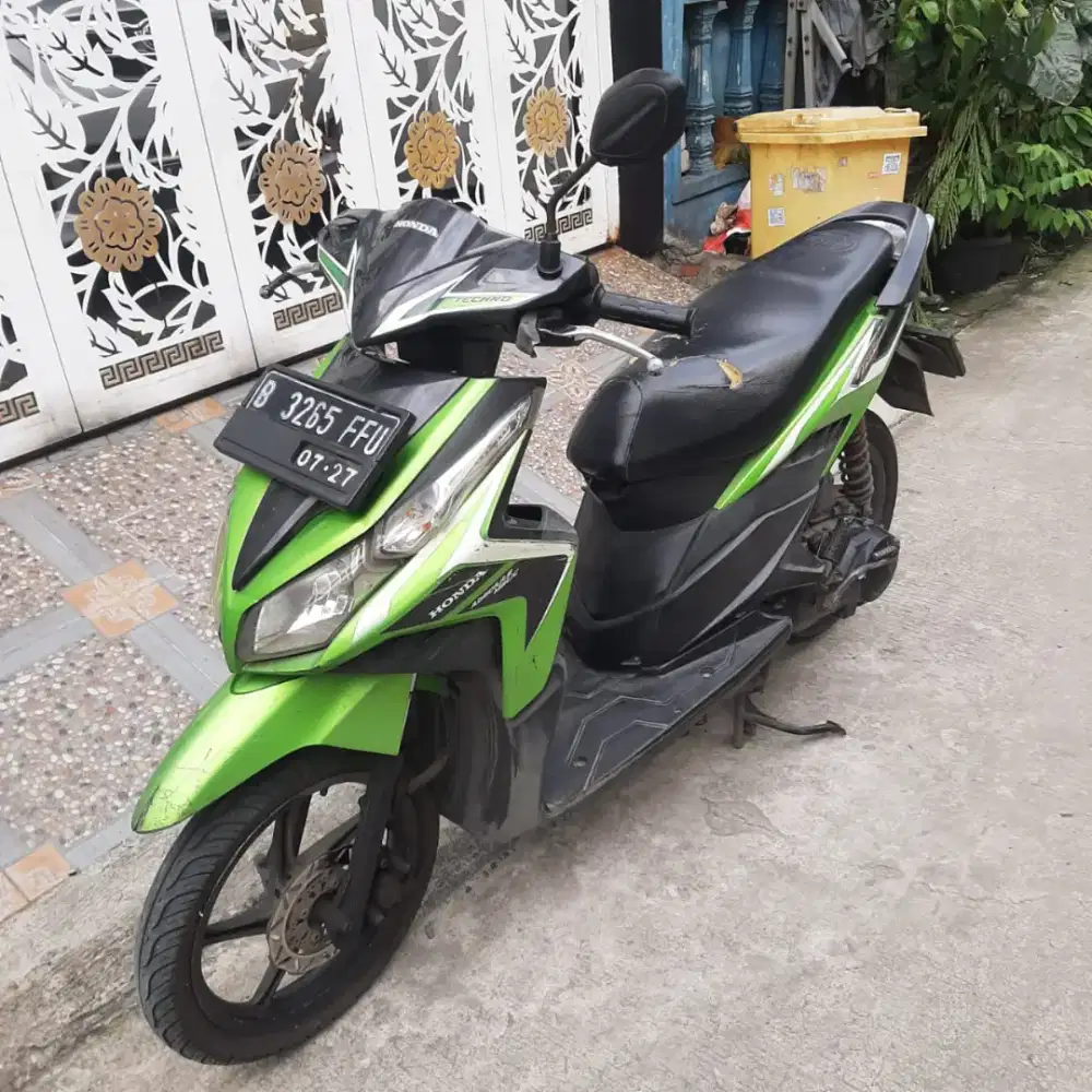 Honda Vario Techno 110 2012 ss lengkap mesin bagus stater tokcer