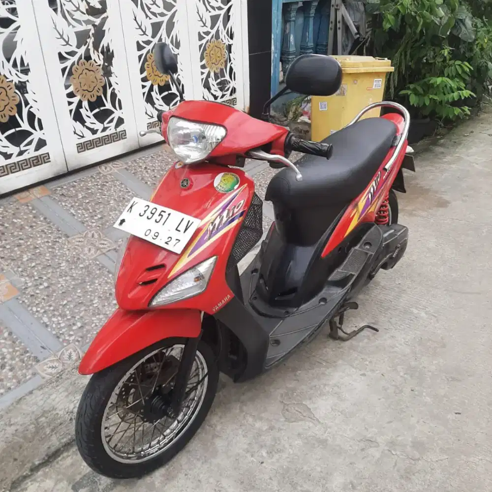 Yamaha Mio 5TL 2004 ss BPKB aja,Lis masih ori nya,plat K Jepara