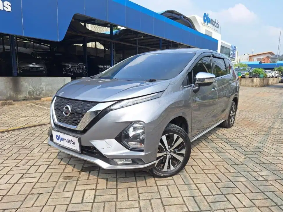 LOW DP Nissan Livina 1.5 New VL Bensin-AT 2019 SIE