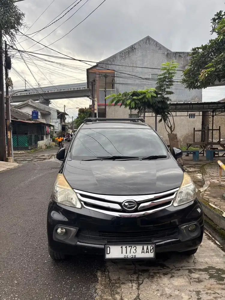 Daihatsu Xenia X th2013 MT