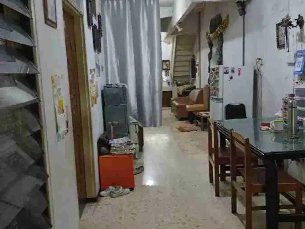 Dijual Rumah Pusat Kota Surabaya dekat Grand City mall