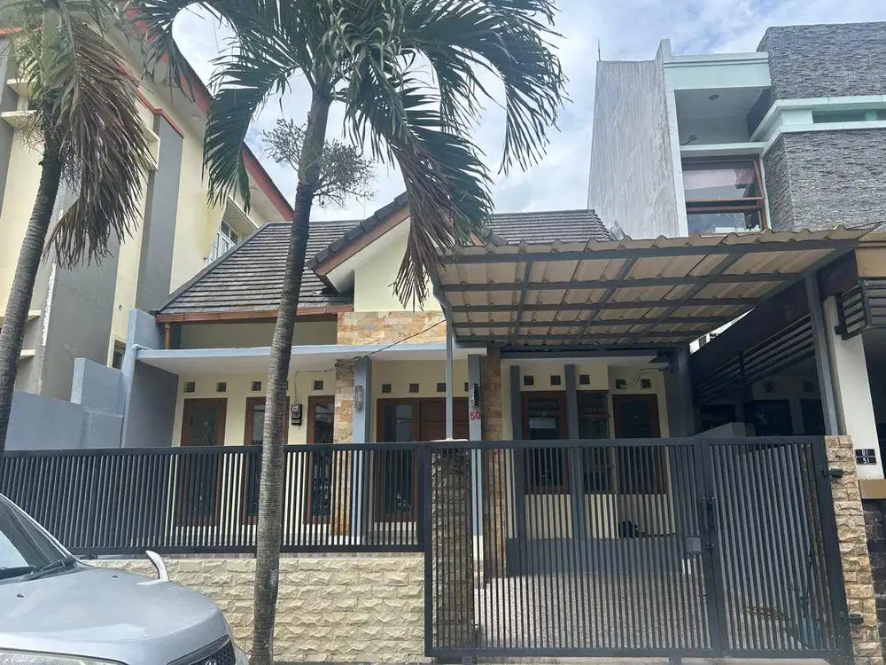 Sewa Rumah Tahunan 2 KT dan 2 KM AC dan Water Heater Depok