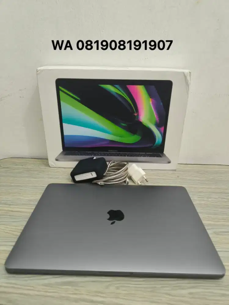Macbook Pro M2 2022 Touchbar 13inch 8/512 Dark Grey