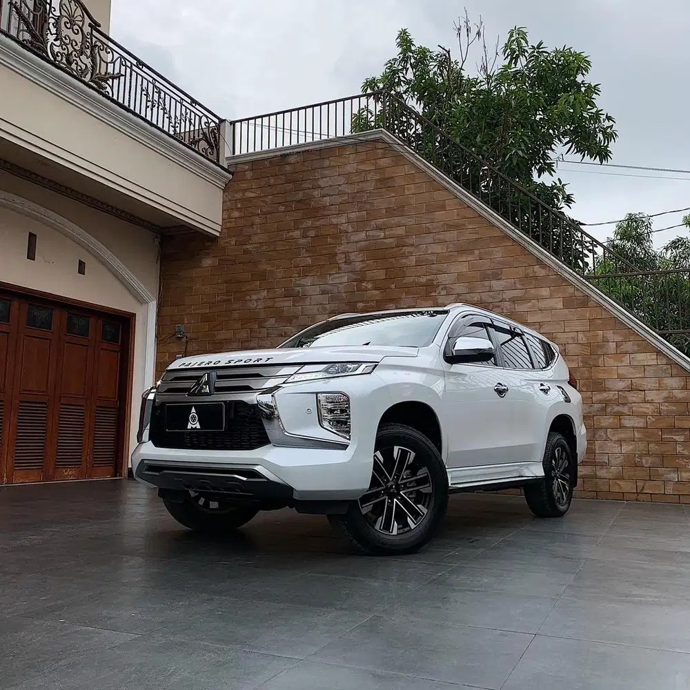 ( Km 13.000 ) 2023 Mitsubishi All New Pajero Sport 2.4 Dakar 4x2