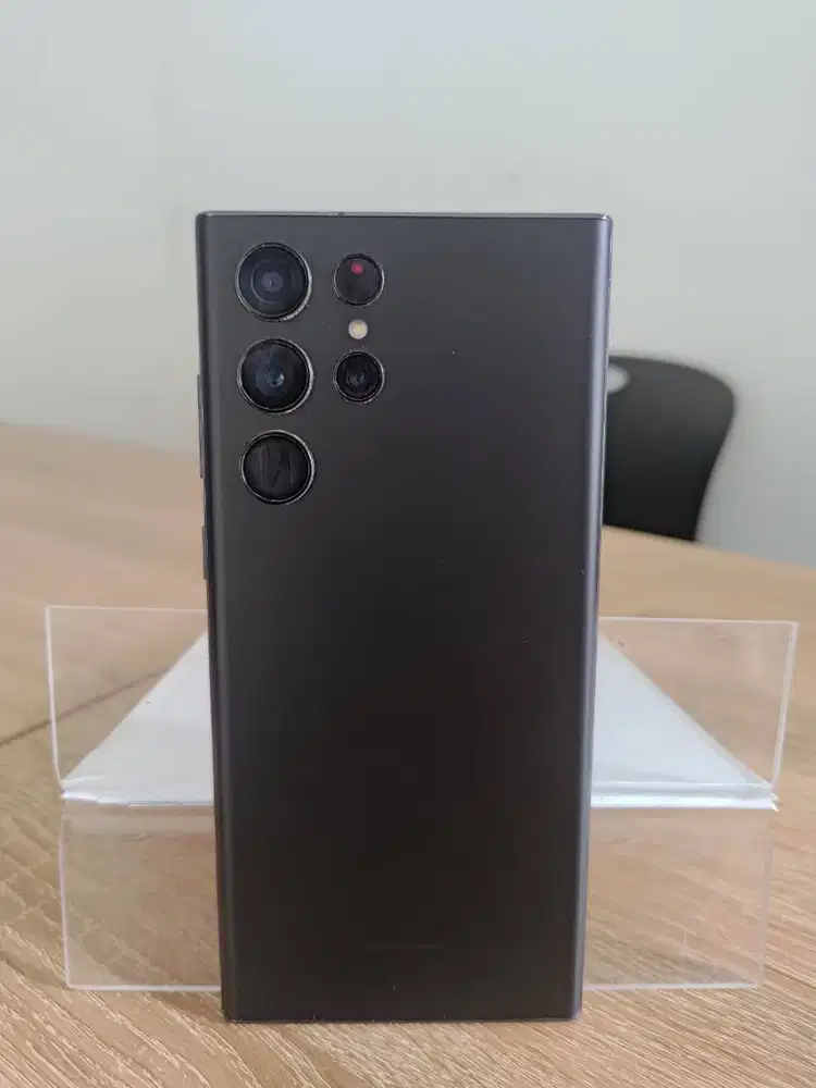 SAMSUNG GALAXY S22 ULTRA 12/256 TANGAN PERTAMA