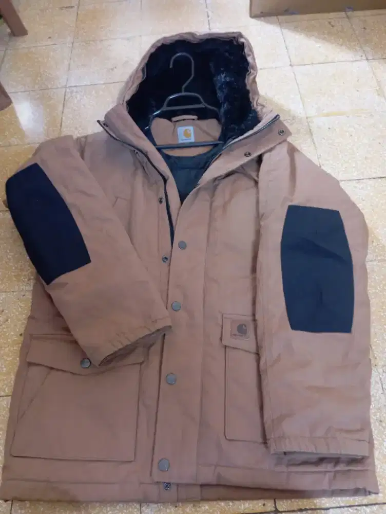 Jaket tebal outdoor carhartt parka