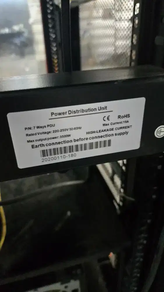 Rack server 22U bekas