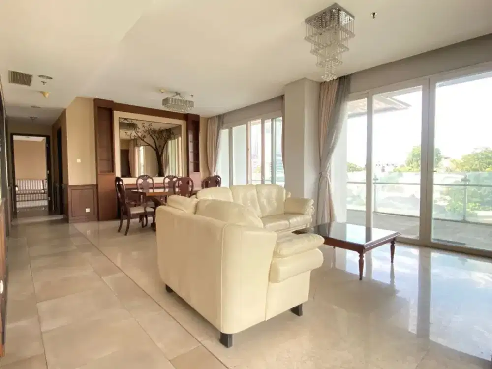 Dijual Apartemen Nirvana di Lantai Rendah, Open Kitchen dan Balkon yang Luas