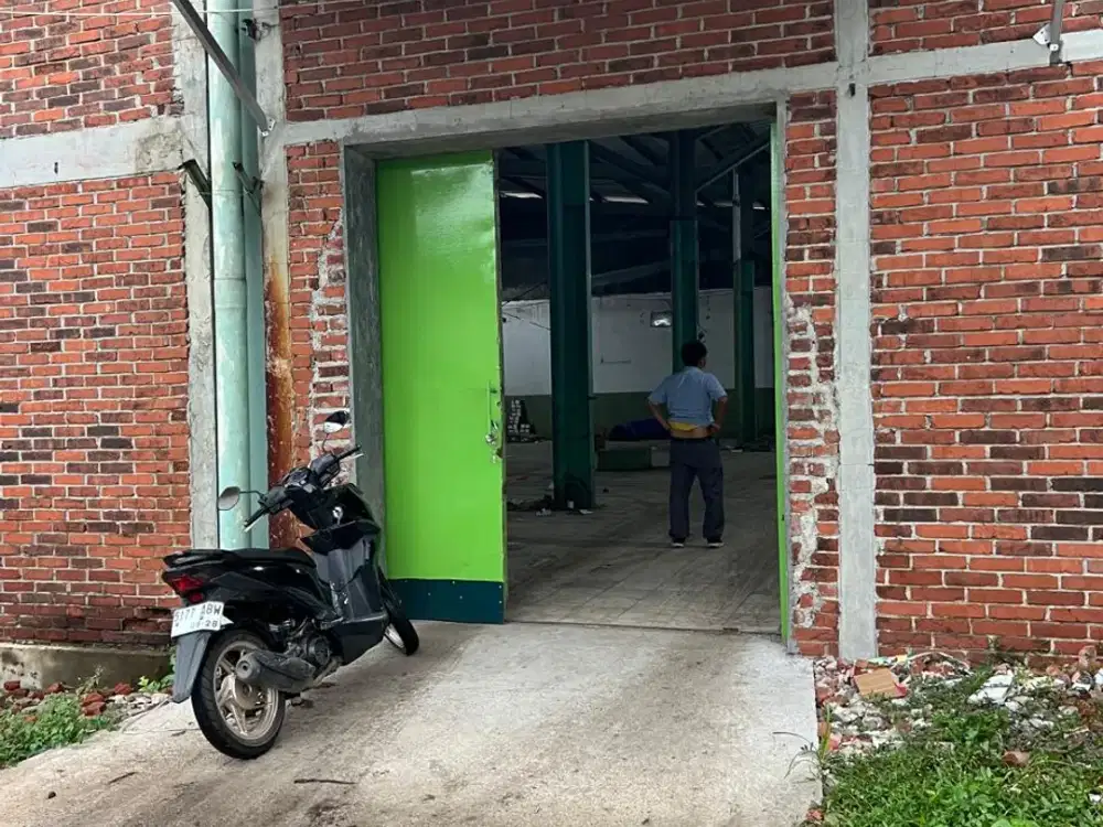 Disewakan Gudang Luas Siap Pakai Lokasi di Kawasan Industri Cimahi Dekat Tol Baros