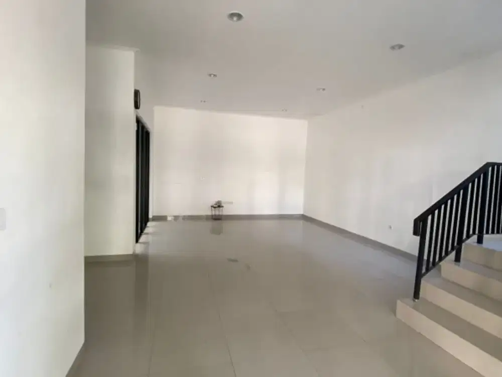 Rumah besar pik 2 extension 4 kamar tidur harga nego sampai deal