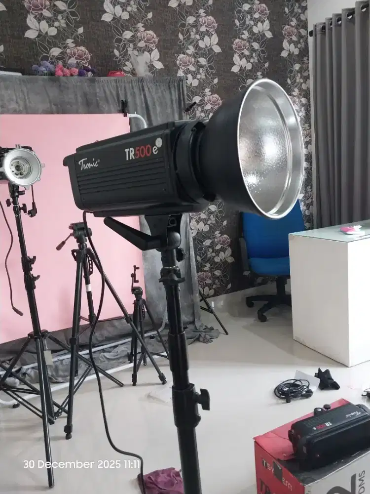 Lampu Studio ,Flash Tronic type TR500e