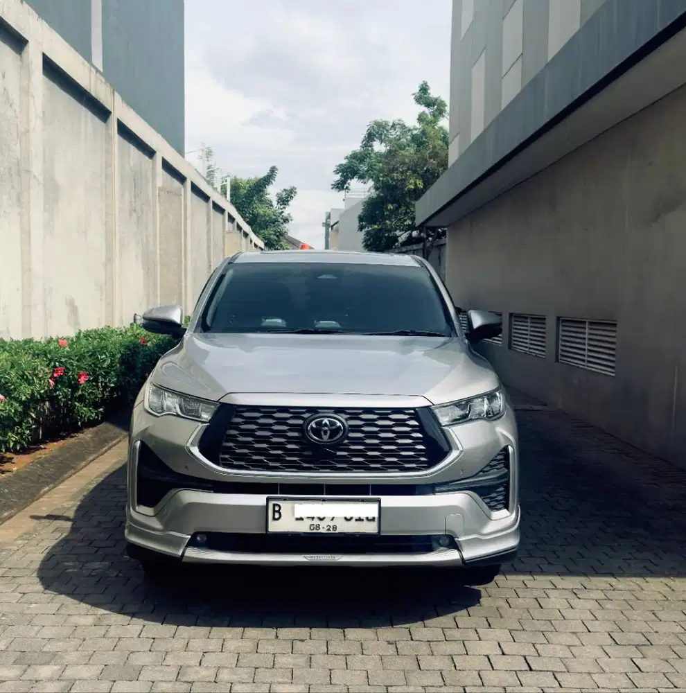 (Pribadi/bukan pedagang) Zenix Hybrid Type Q Modelista 2023 Low Odo