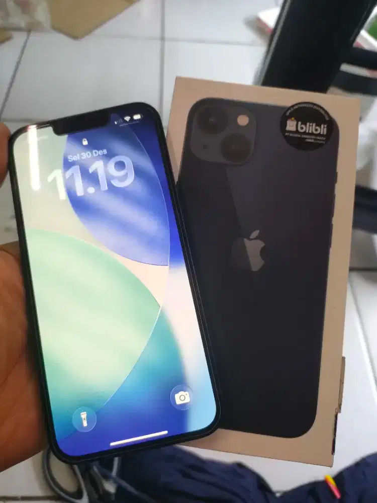 iPhone 13 128gb ibox