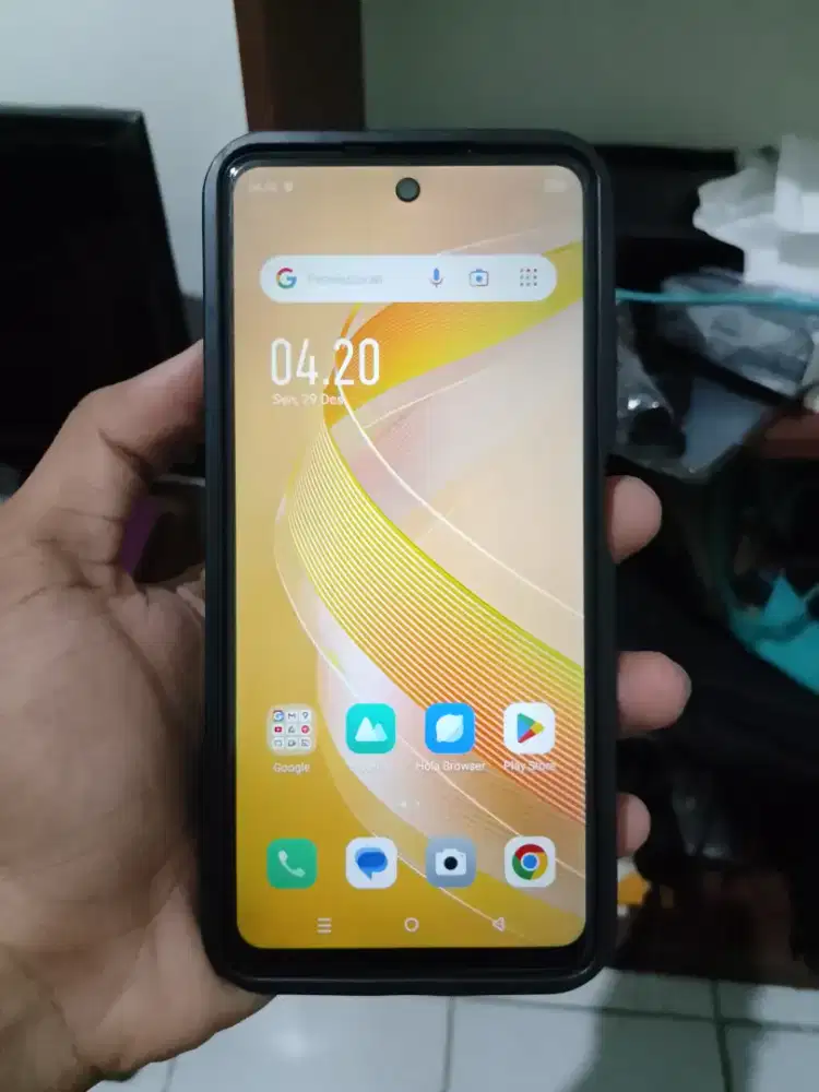 Infinix smart 8 ram 4+4/128 nomines