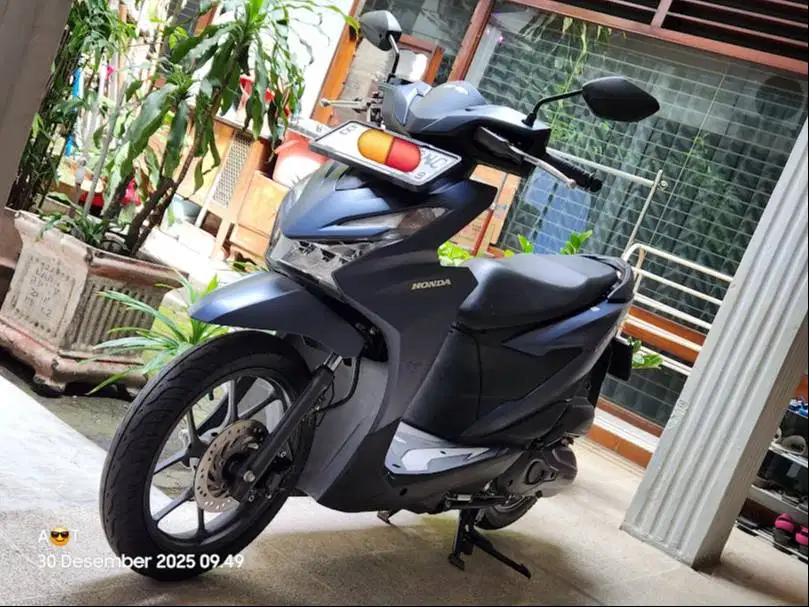 Honda Beat Deluxe 2024 Keyless KM baru 3000 Pajak Hidup DKI
