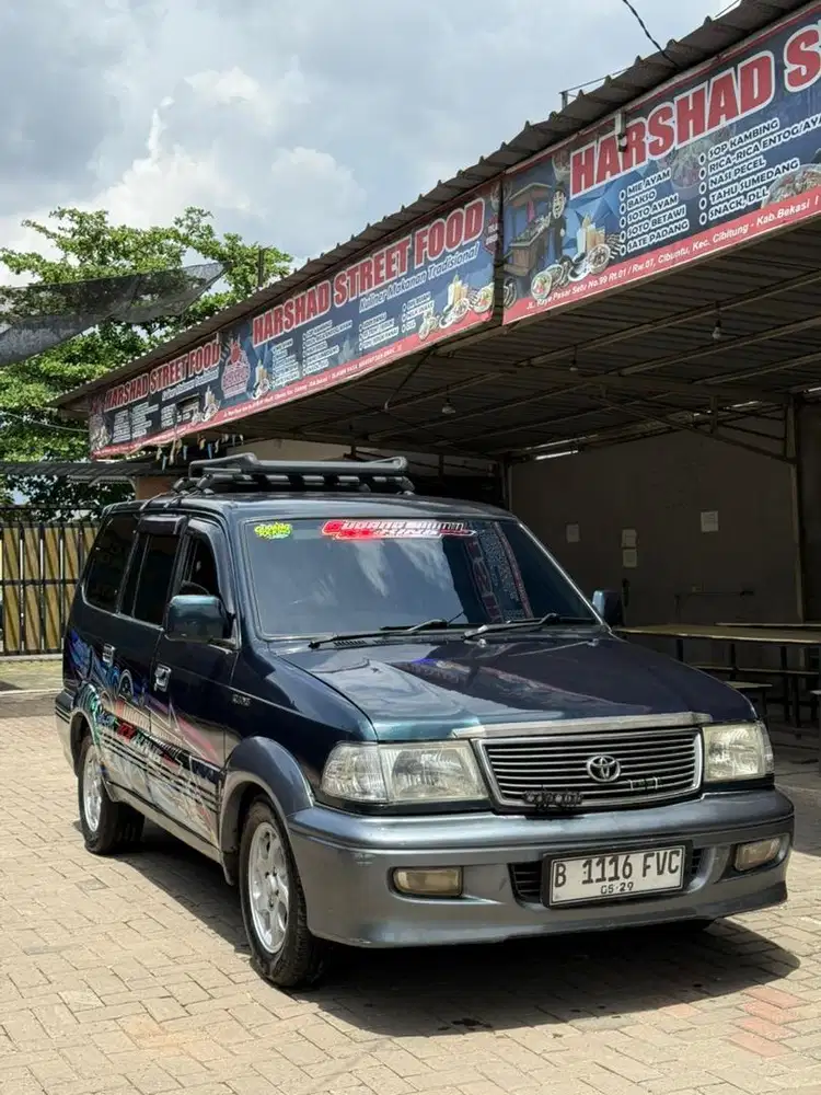 Kijang krista tahun 2000