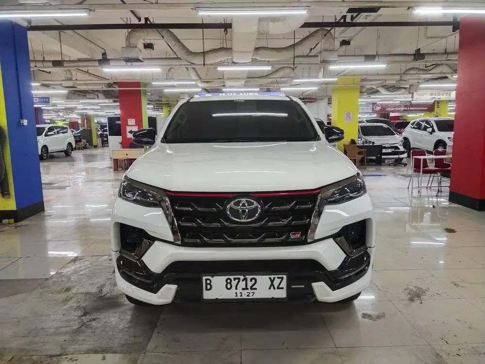 Fortuner VRZ TRD upgrade GR 2017 AT km 57rb record