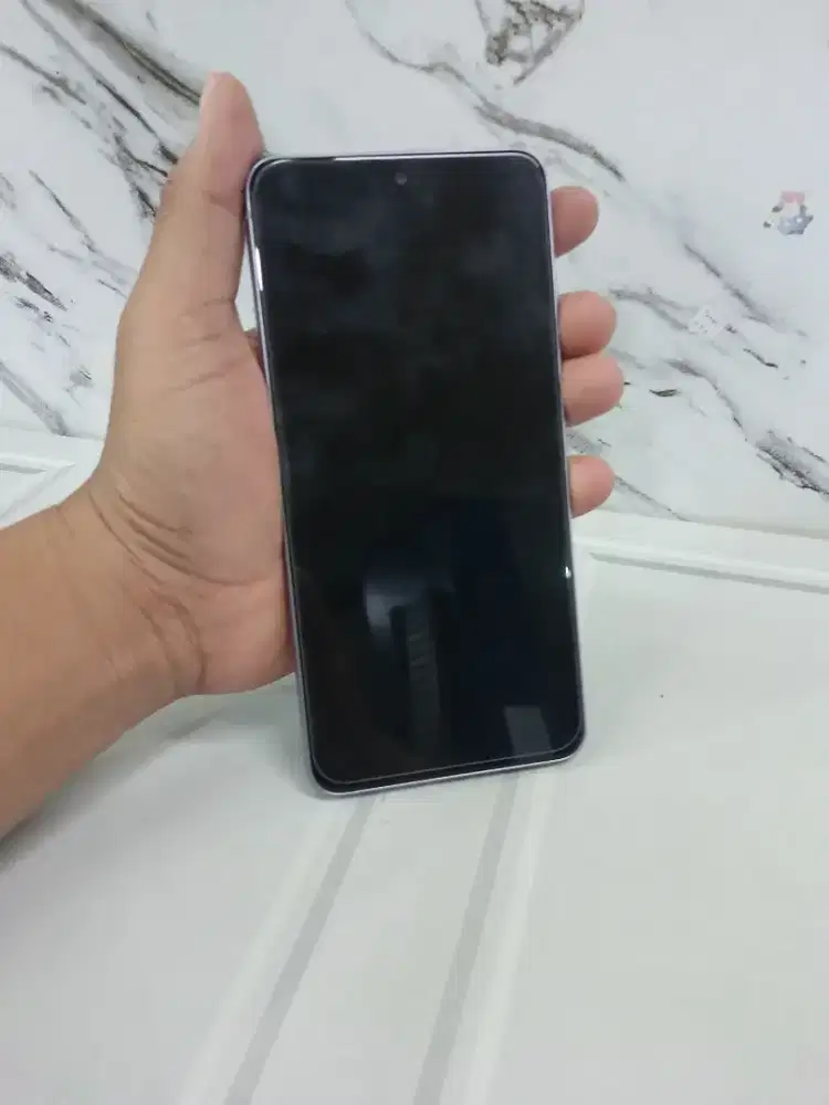 Samsung galaxy S21 fe 8/256 5g seins