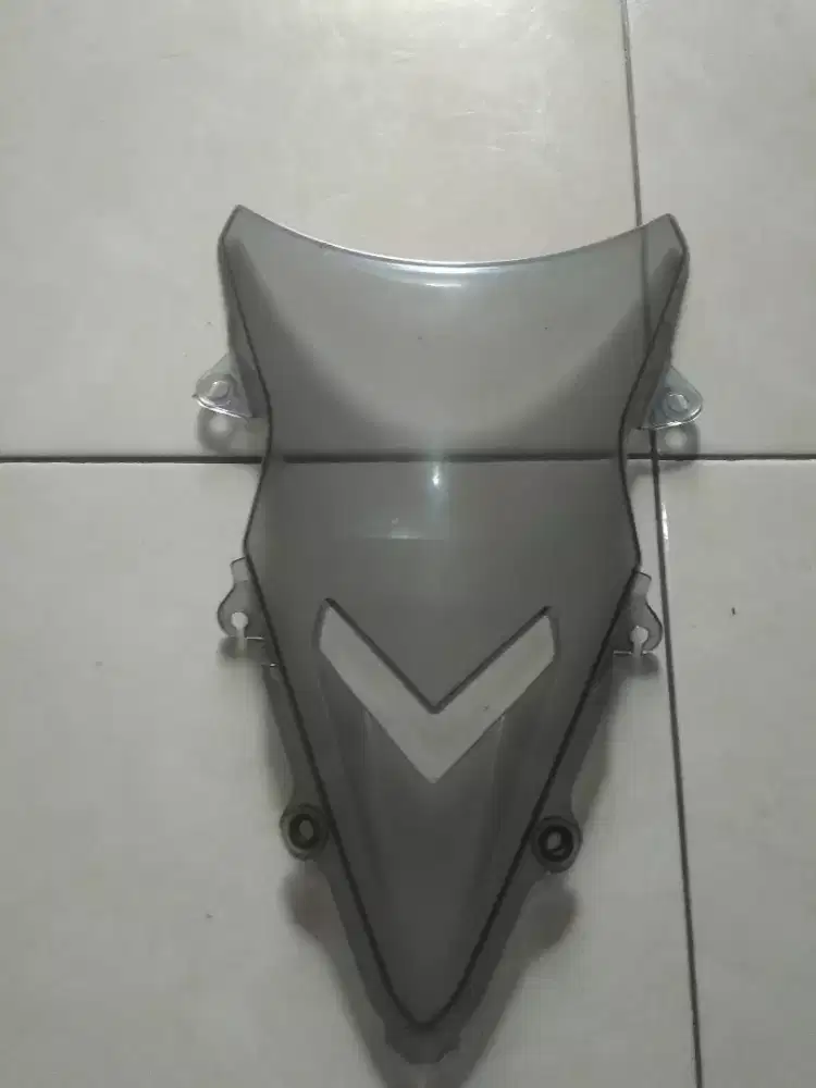 Tameng Depan Orisinil Copotan Honda CBR 150 NEW Bsgus & Normal