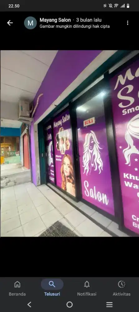 Di cari stylish berpengalaman