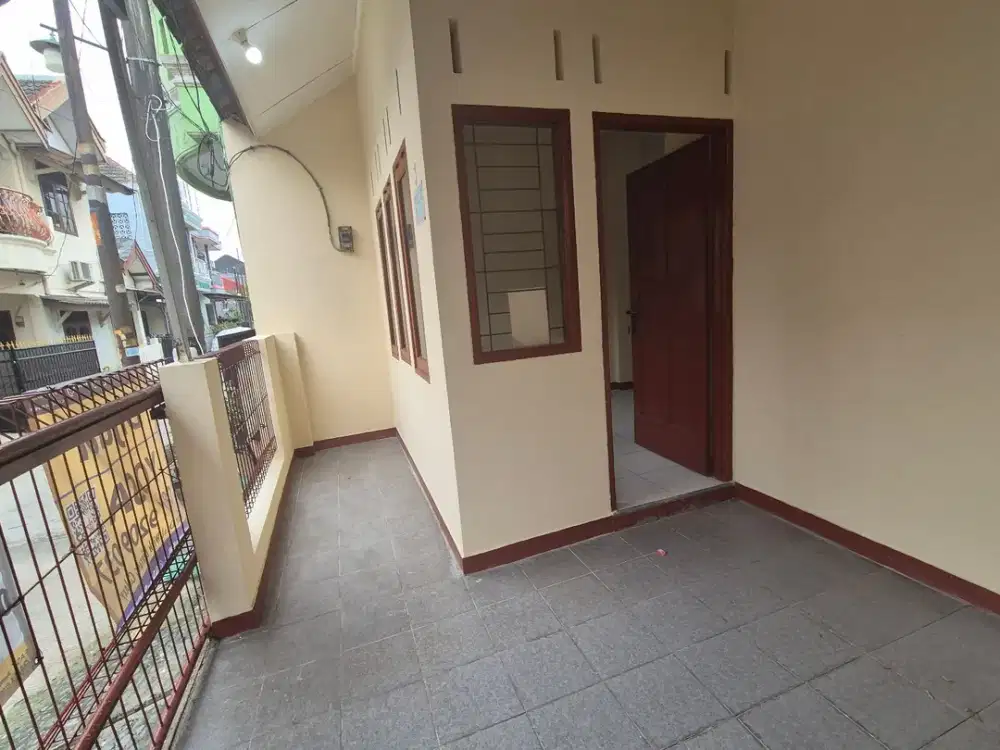 Rmh kecil 2KT 1KM di Pdk Pekayon Indah, cocok utk keluarga kecil, harga terjangkau