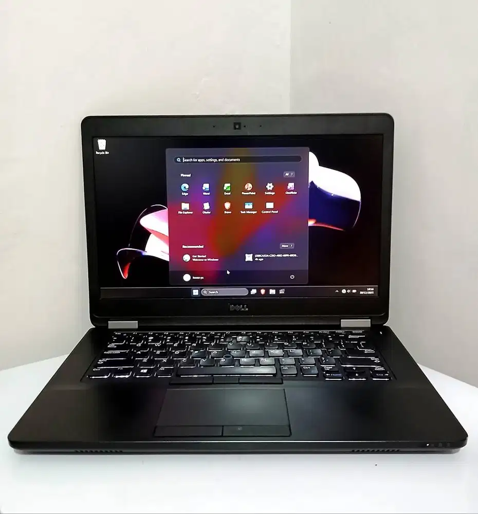 Latitude 5470 | FHD IPS | i7-6820HQ | 8/256 GB | Windows 11 | Dell