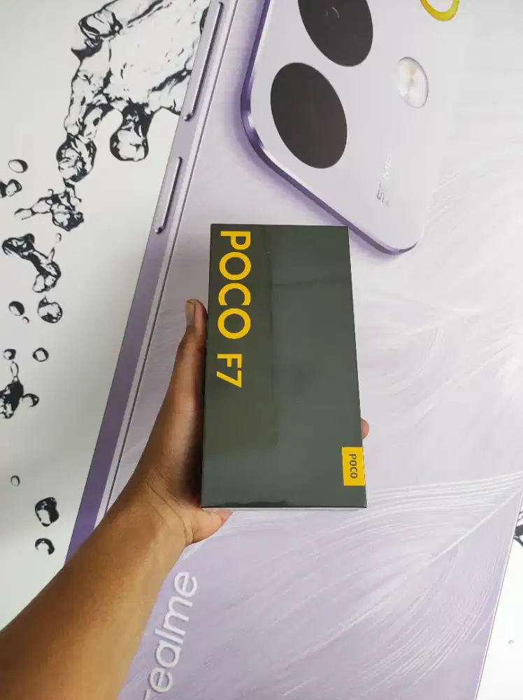 Berminat silahkan WA Poco F7 5G 12/512 Garansi resmi 15bulan