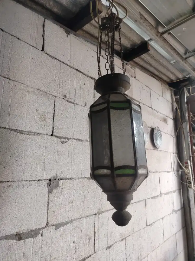 Lampu gantung astrolop