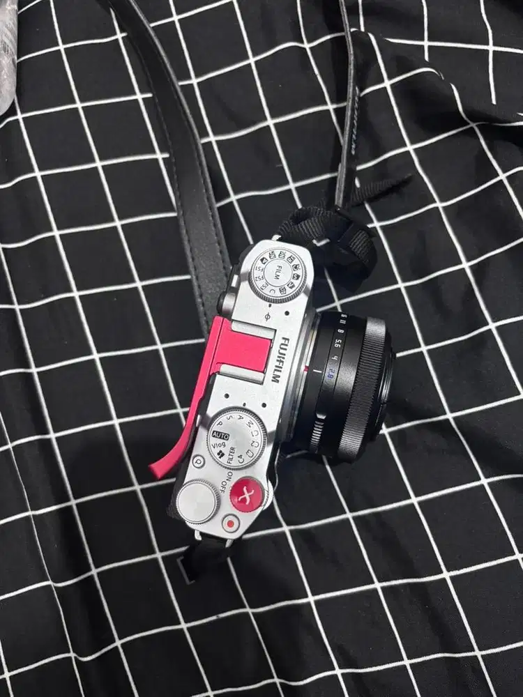 FUJI FILM XM-5 + LENSA TTARTISAN + FLASH KECIL ( semua lengkap kotak )