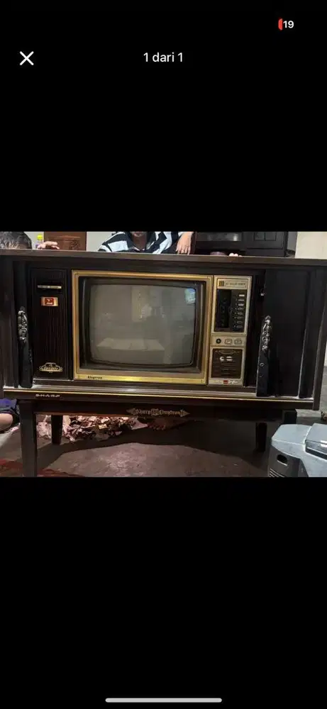 TV ANTIK LAMA sharp