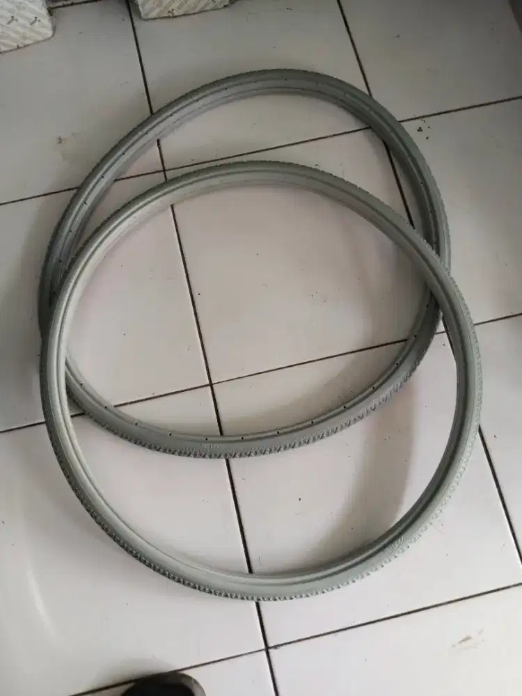 Jual ban untuk kursi roda ukuran 22x1_3/8
