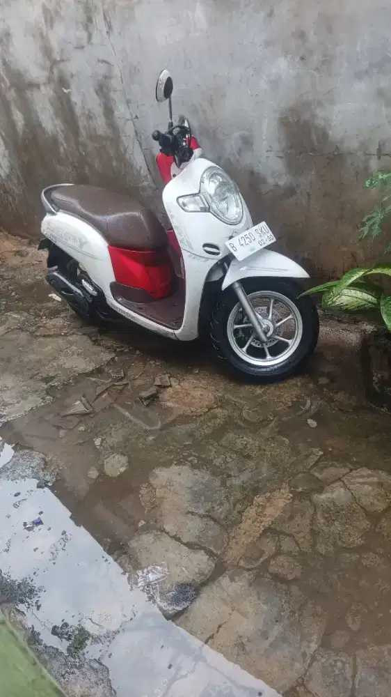 Honda Scoopy 2020 idling stop