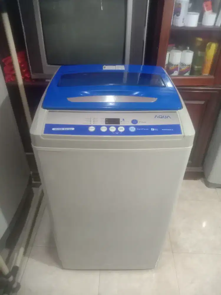 Mesin cuci Aqua 8kg type AQW 89 XTF-H normal  Bekasi Utara.