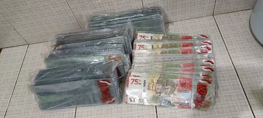 Cover uang 75 tahun