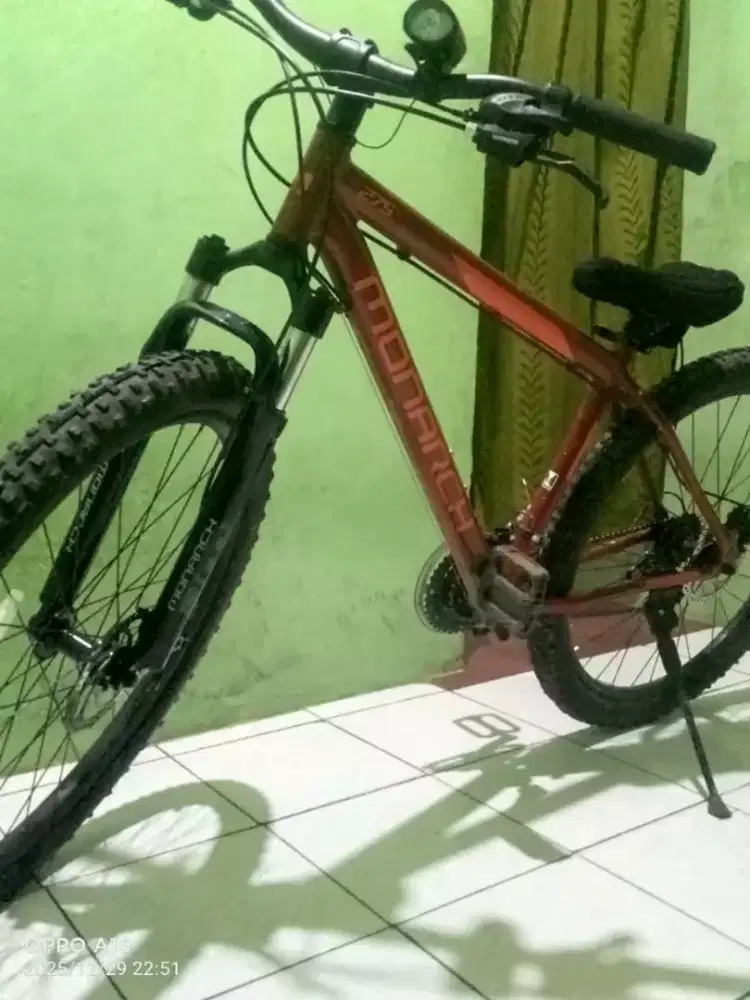 sepeda Polygon monarch 5 2025