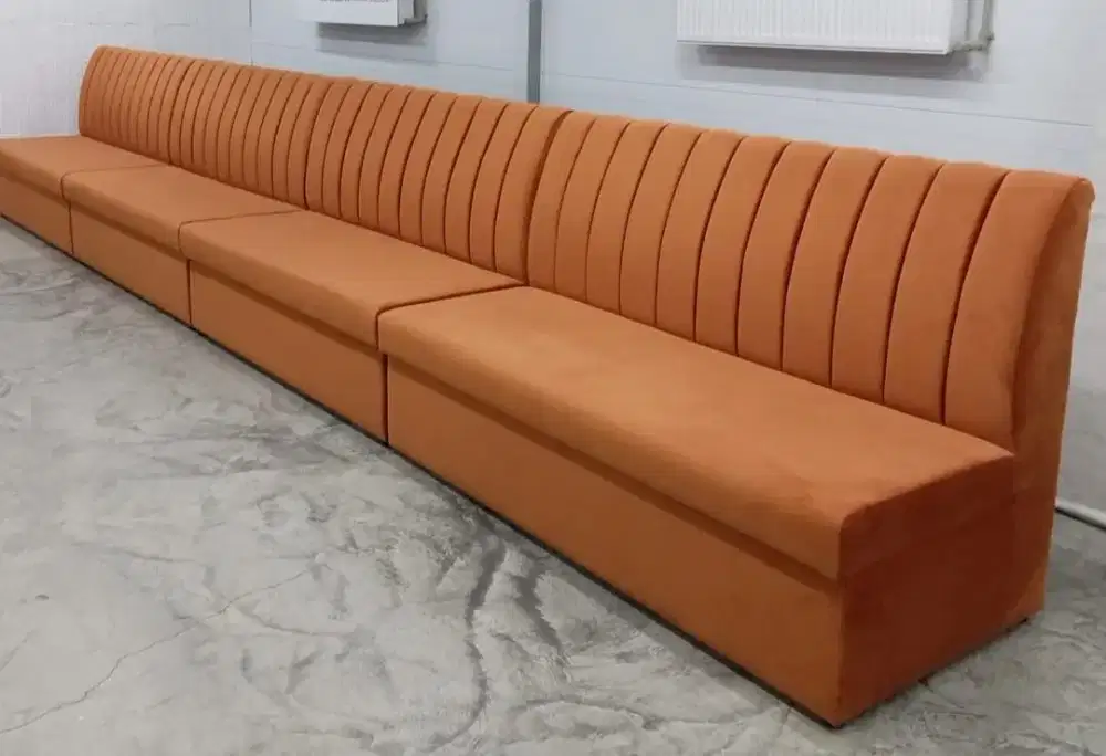 Sofa kafe minimalis