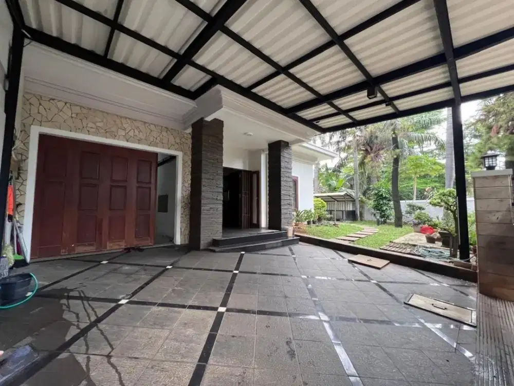 Rumah Cluster, Hoek, 2.5 Lantai, Asri Di Kelapa Gading